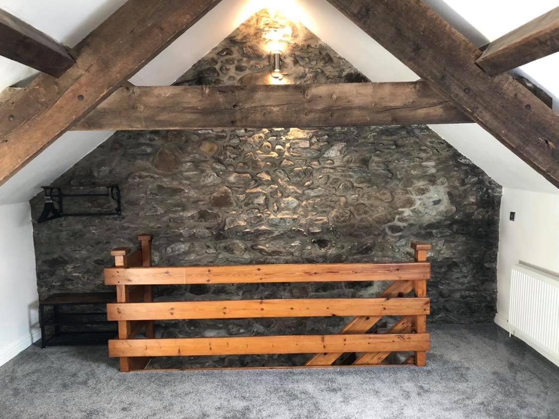 The Grooms Cottage Llanrug Luaran gambar